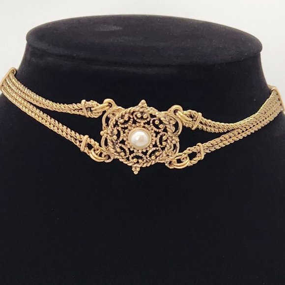 Jewelry - Choker Necklace #675